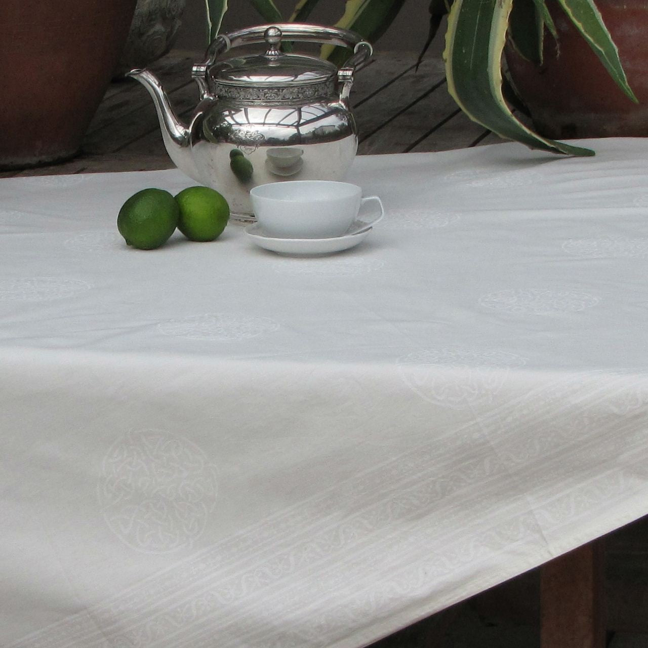 Tischdecke Blockprint White Gothic ca.180x270 cm