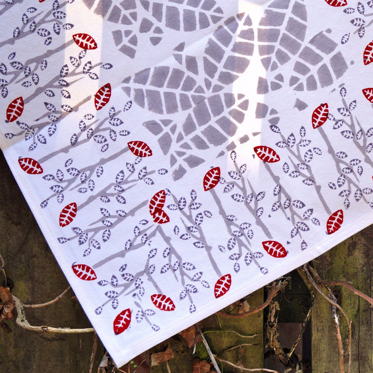 Tischdecke Blockprint Gray Tree 90x90