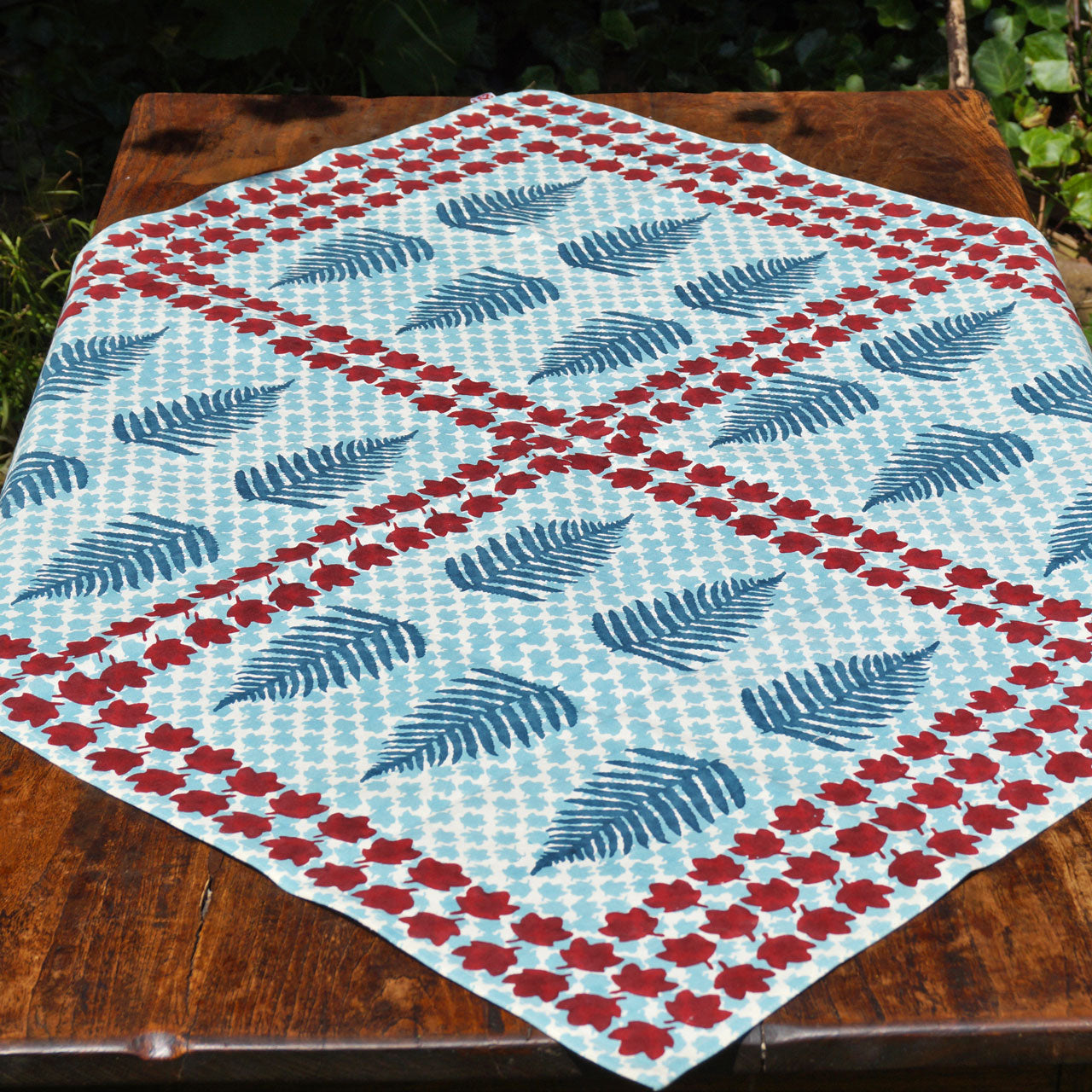 Tischdecke Blockprint Farn 90x90
