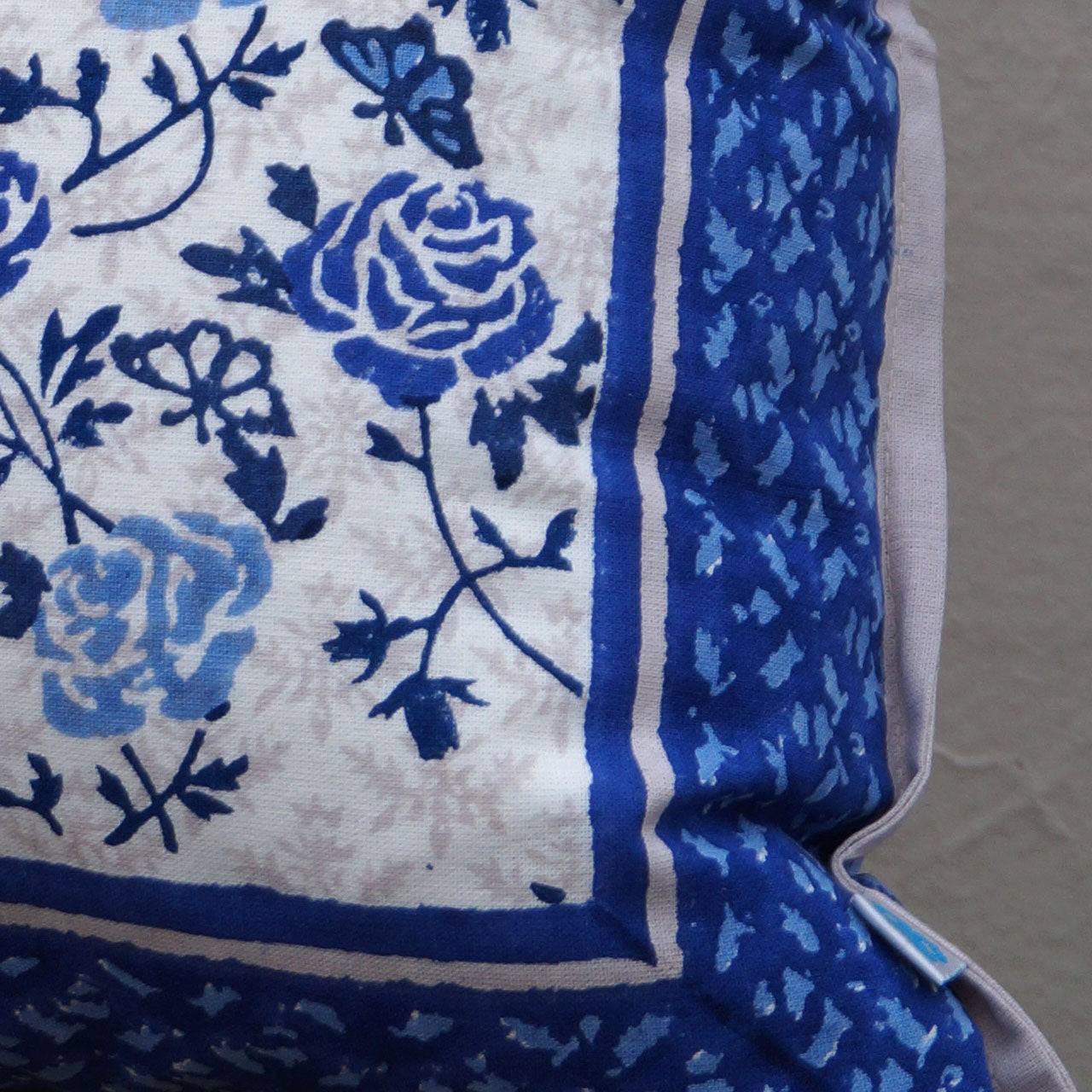 Kissenhülle Blockprint Blue Rose 40x40