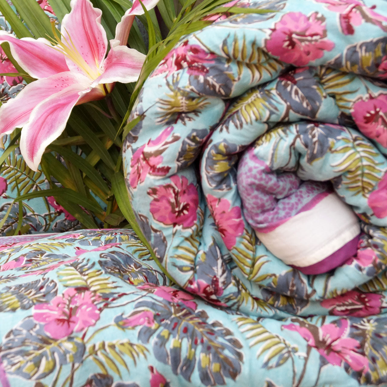 Steppdecke Tropical im Stempeldruck 150x225
