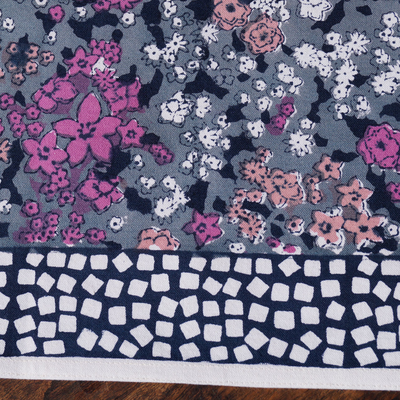 Tischdecke Nude Stempeldruck 90x90