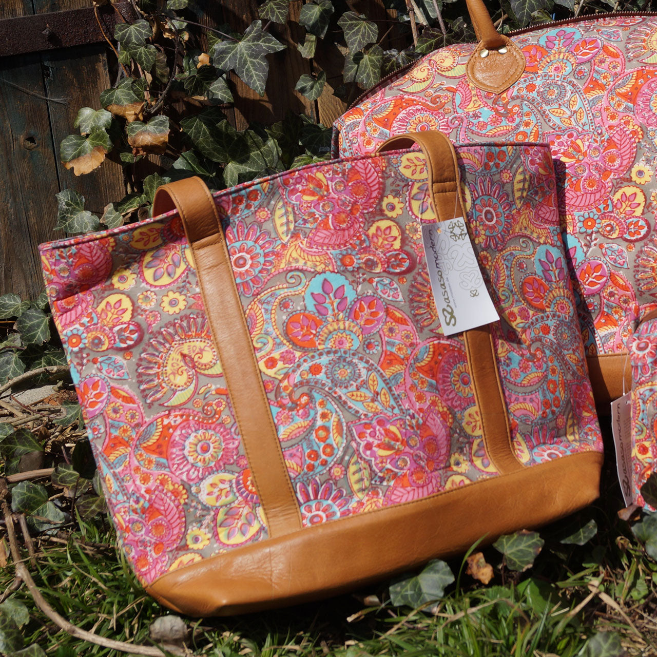 Shopping Bag Pink Paisley