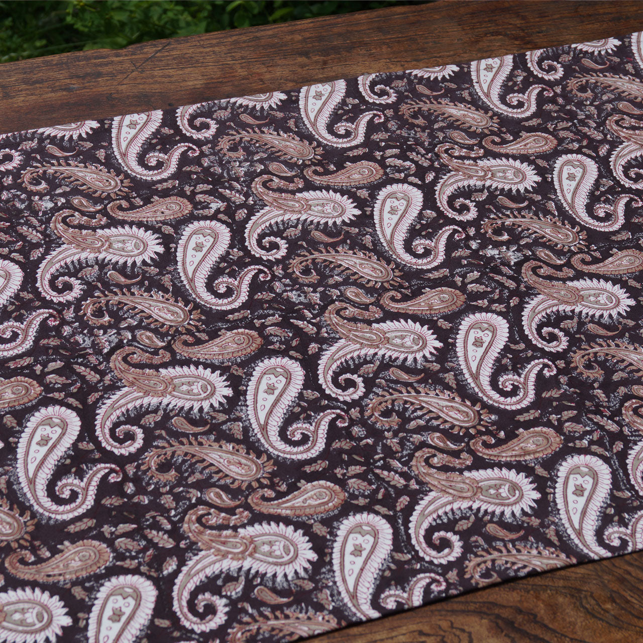 Tischläufer Blockprint Brown Paisley 45x150